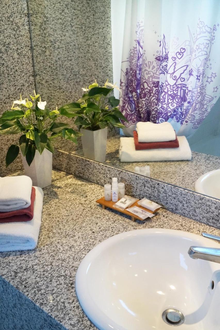 Hotel Gratte-Ciel Ariana Βιλερμπάν Εξωτερικό φωτογραφία